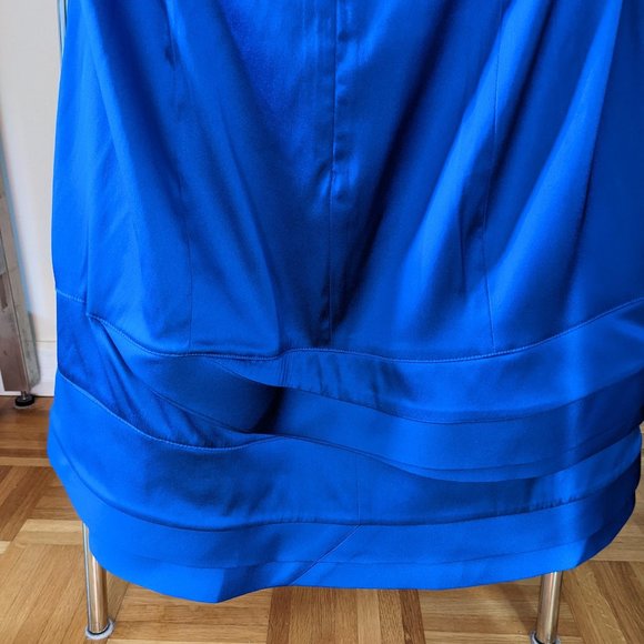 🔥 Blue BCBG Cocktail Dress. Royal Blue Strapless Tiered Dress🔥 - Picture 7 of 10